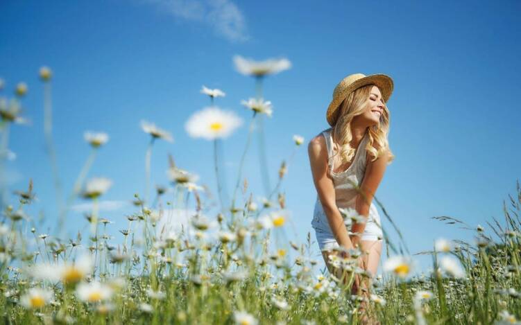 Rhinoplasty Toronto Recovery During Summer
